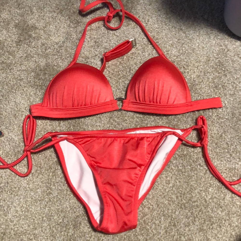 Venus bikini